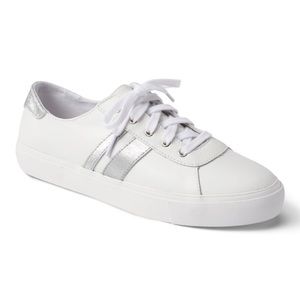 NWT GAP Classic White Leather Lace Up Sneakers